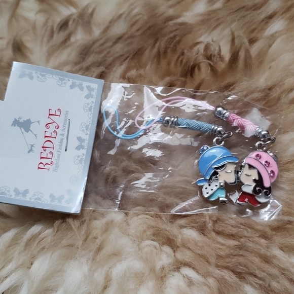 One of kind  Magnetic accessories - Picture 1 of 4
